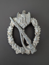 Infantry Assault badge in silver